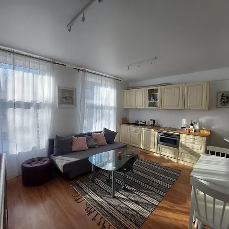 Kesklinna Peatuspaik Appartement *